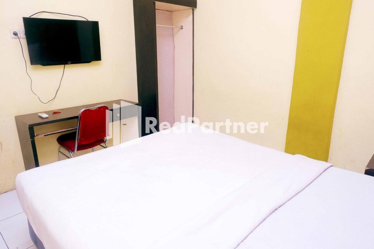 Hotel Permata Makassar Mitra Reddoorz Balangberu Ngoại thất bức ảnh