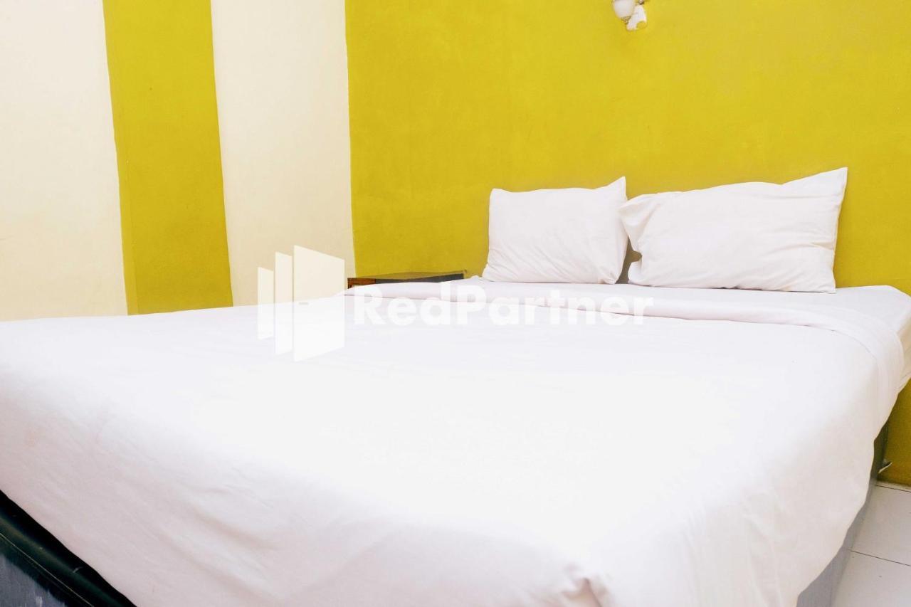 Hotel Permata Makassar Mitra Reddoorz Balangberu Ngoại thất bức ảnh